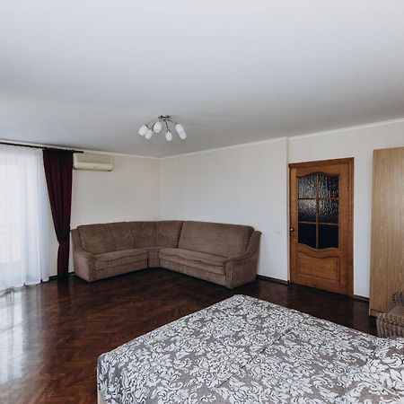 סומי Apartment Centr Neer Manufaktura On Kharkovskaya מראה חיצוני תמונה
