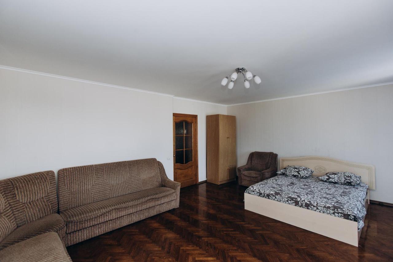 סומי Apartment Centr Neer Manufaktura On Kharkovskaya מראה חיצוני תמונה