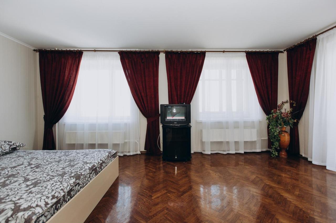 סומי Apartment Centr Neer Manufaktura On Kharkovskaya מראה חיצוני תמונה